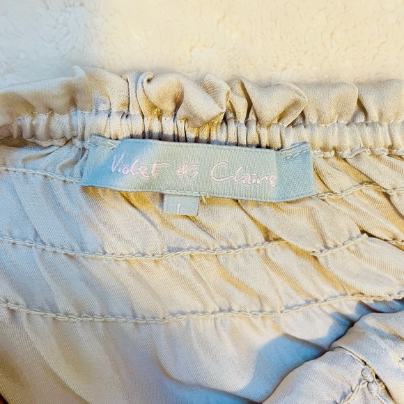 Gorgeous Golden Silk Top - Picture 4 of 6